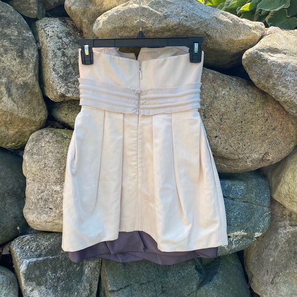 Bcbg ivory & purple lavender strapless dress - Picture 2 of 7